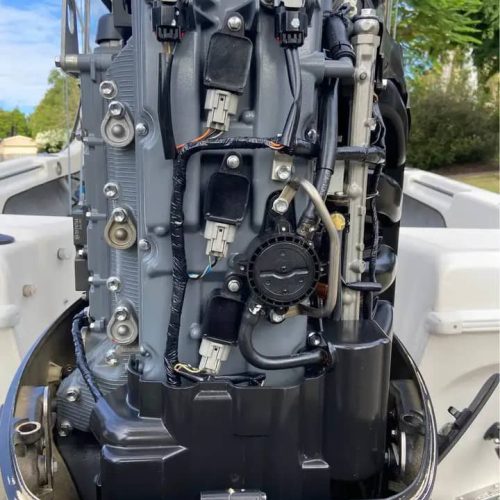 Suzuki DF 175HP A 4-Stroke Outboard Motor