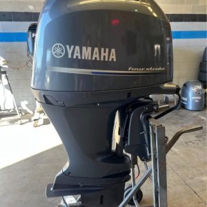 F-200HP YAMAHA 4 STROKE