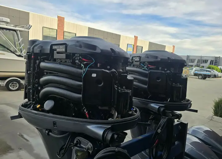 Twin F300 HP Yamaha 4 Stroke - Image 8