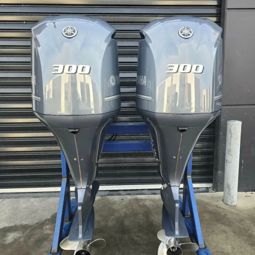 Twin F300 HP Yamaha 4 Stroke